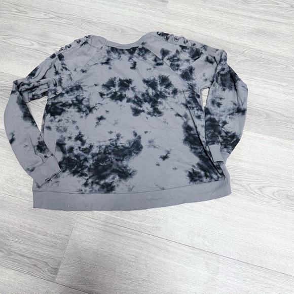 Harry Potter Hogwarts Alumni Gray Sweatshirt - Picture 7 of 7